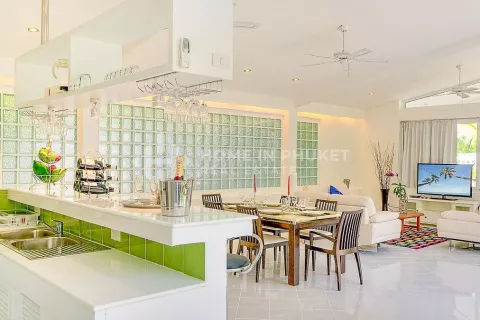 Local comercial 1 m2 en Phuket, Tailandia № 131096 - foto 9