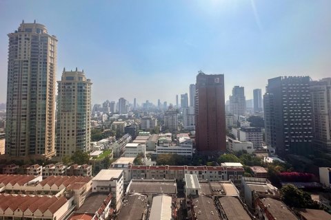 Condominio de 3 dormitorios en Bangkok, Tailandia № 120264 - foto 17
