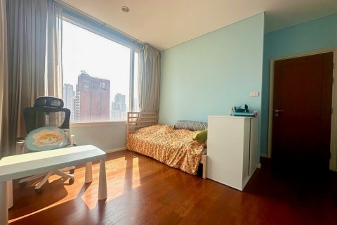 Condominio de 3 dormitorios en Bangkok, Tailandia № 120264 - foto 14