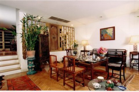Reihenhaus in Bangkok, Thailand 3 Schlafzimmer № 143965