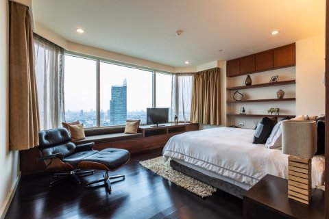 Condominio de 4 dormitorios en Bangkok, Tailandia № 143961 - foto 10