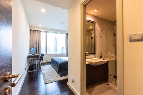 Condominio de 4 dormitorios en Bangkok, Tailandia № 143961 - foto 5