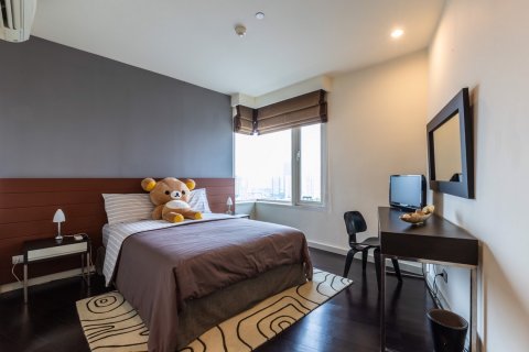 Condominio de 4 dormitorios en Bangkok, Tailandia № 143961 - foto 8