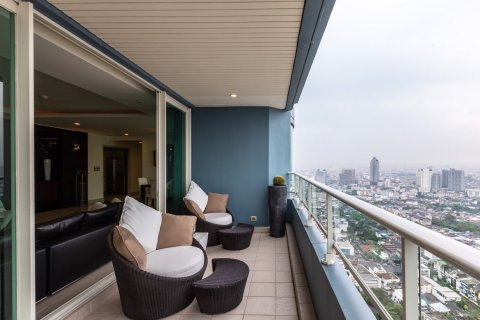Condominio de 4 dormitorios en Bangkok, Tailandia № 143961 - foto 19