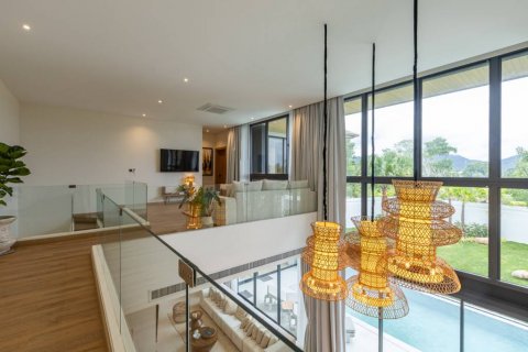 Chalet de 5 dormitorios en Phuket, Tailandia № 132933 - foto 9