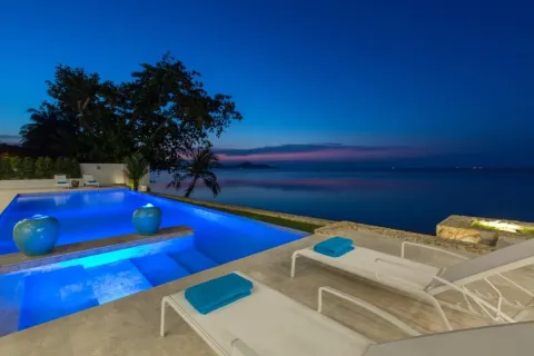 Chalet de 3 dormitorios en Ko Samui, Tailandia № 107580 - foto 25