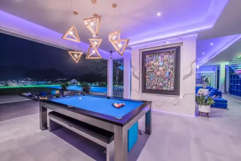 Chalet de 5 dormitorios en Phuket, Tailandia № 107581 - foto 9