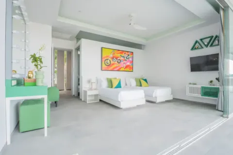 Chalet de 5 dormitorios en Phuket, Tailandia № 107581 - foto 22