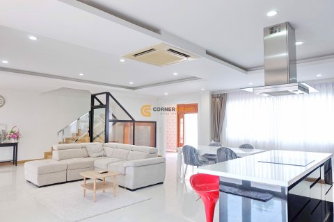 Estudio en Pattaya, Tailandia № 132165 - foto 8