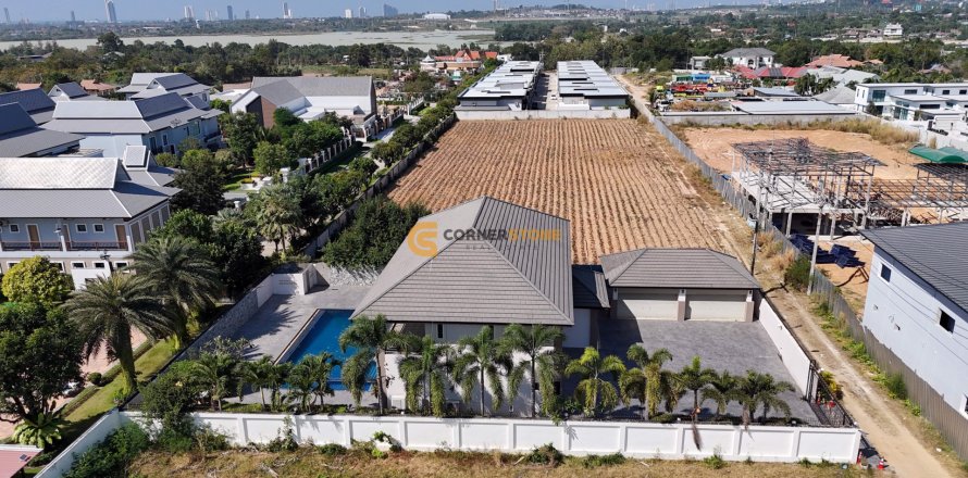 Estudio en Pattaya, Tailandia № 132165