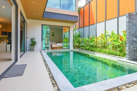 Casa de 3 dormitorios en Nai Harn Beach, Tailandia № 131559 - foto 3
