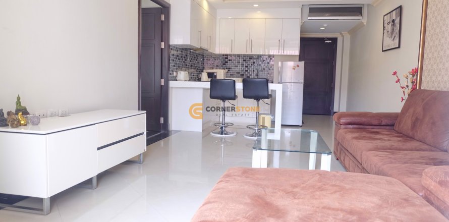 Studio in the Condo in Pattaya, Thailand № 115970
