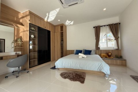 Villa in Pattaya, Thailand 3 Schlafzimmer № 119834 - Foto 4