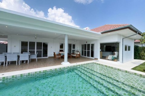Chalet de 4 dormitorios en Hua Hin, Tailandia № 119835 - foto 4