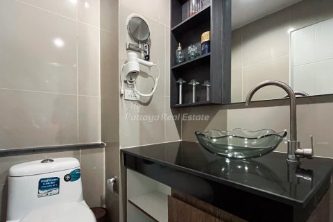 Condominio de 1 dormitorio en Pattaya, Tailandia № 144447 - foto 12