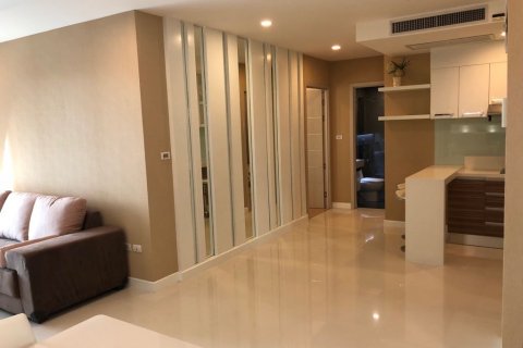Apartamento de 3 dormitorios en Pattaya, Tailandia № 101350 - foto 6