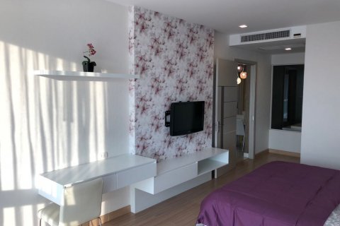 Apartamento de 3 dormitorios en Pattaya, Tailandia № 101350 - foto 16