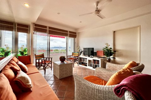 Apartamento de 2 dormitorios en Pattaya, Tailandia № 101355 - foto 10