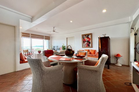 Apartamento de 2 dormitorios en Pattaya, Tailandia № 101355 - foto 13