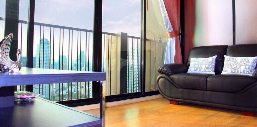 Condo à Bangkok, Thaïlande, 2 chambres à Noble Reveal № 99471