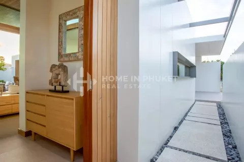 Casa de 3 dormitorios en Phuket, Tailandia № 131718 - foto 27