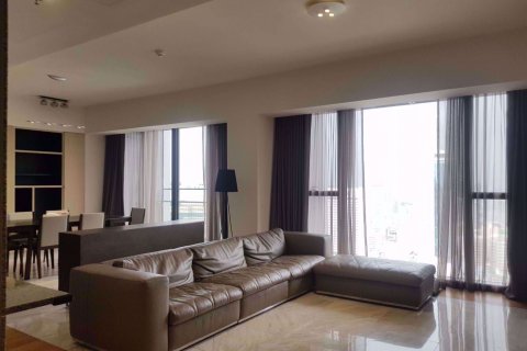 Condominio de 3 dormitorios en Bangkok, Tailandia en The Met  № 77932