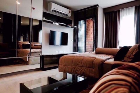 Studio in the Condo in Bangkok, Thailand in Rhythm Sukhumvit 36-38 № 77933