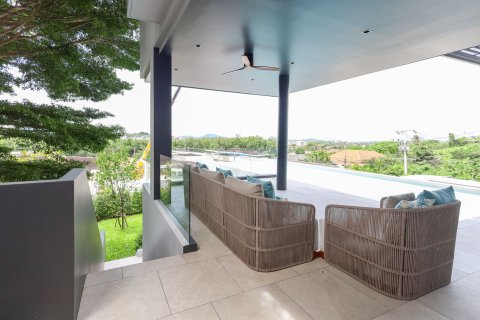 Villa in Rawai, Thailand 4 Schlafzimmer № 74594 - Foto 6