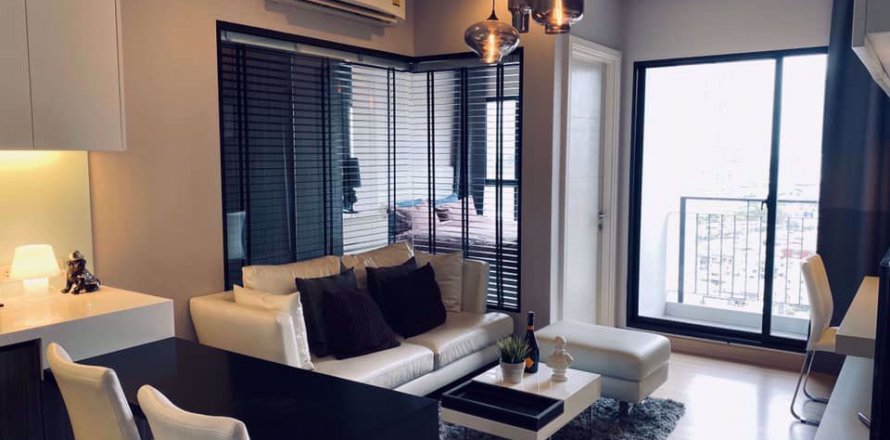 Condominio de 1 dormitorio en Khlong San, Bangkok, Tailandia № 76308