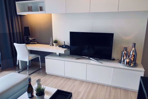 Condominio de 1 dormitorio en Khlong San, Bangkok, Tailandia № 76308 - foto 2