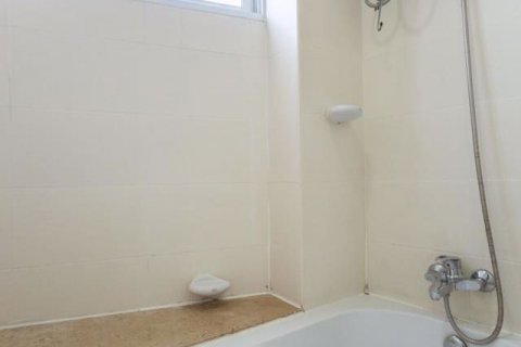 Condominio de 2 dormitorios en Watthana, Bangkok, Tailandia № 76306 - foto 19