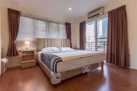 Condominio de 2 dormitorios en Watthana, Bangkok, Tailandia № 76306 - foto 10