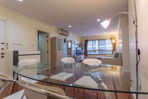 Condominio de 2 dormitorios en Watthana, Bangkok, Tailandia № 76306 - foto 3