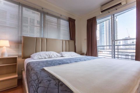 Condominio de 2 dormitorios en Watthana, Bangkok, Tailandia № 76306 - foto 13