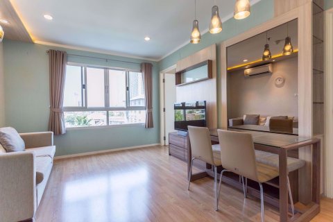 Condominio de 2 dormitorios en Suan Luang, Bangkok, Tailandia № 76305