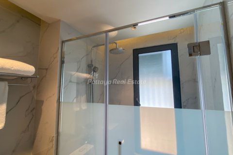 Estudio en el condominio en Bang Lamung, Tailandia № 132215 - foto 12