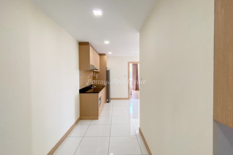 Condominio de 2 dormitorios en Jomtien Beach, Pattaya, Tailandia № 132219