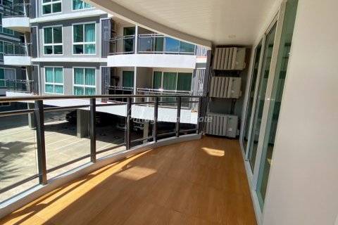 Condominio de 2 dormitorios en Jomtien Beach, Pattaya, Tailandia № 132219 - foto 17