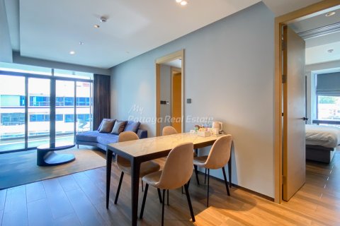 Condo à Bang Lamung, Thaïlande, 2 chambres  № 132216