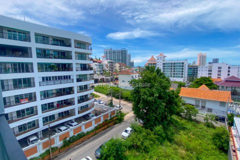 Condominio de 1 dormitorio en Bang Lamung, Tailandia № 132217 - foto 17