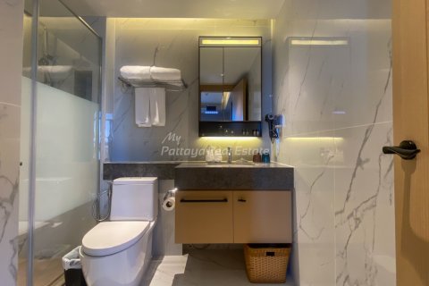 Condominio de 1 dormitorio en Bang Lamung, Tailandia № 132217 - foto 8