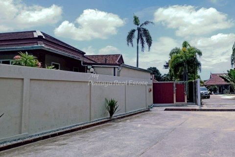 Casa de 3 dormitorios en Bang Lamung, Tailandia № 132220 - foto 3