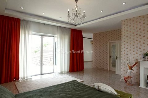 Casa de 3 dormitorios en Bang Lamung, Tailandia № 132220 - foto 5