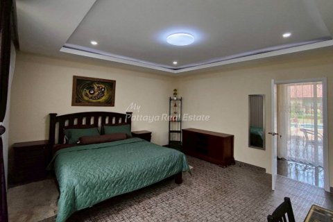 Casa de 3 dormitorios en Bang Lamung, Tailandia № 132220 - foto 10