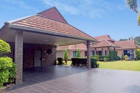 Casa de 3 dormitorios en Bang Lamung, Tailandia № 132220 - foto 13