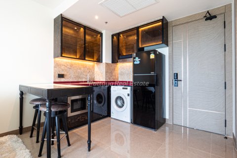 Condominio de 1 dormitorio en Bang Lamung, Tailandia № 132218 - foto 2