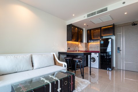 Condominio de 1 dormitorio en Bang Lamung, Tailandia № 132218 - foto 6