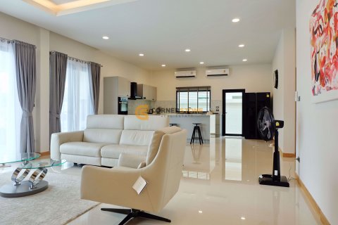 Estudio en Bang Lamung, Tailandia № 100347 - foto 10