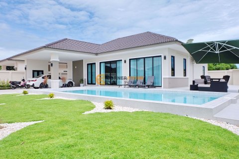 Estudio en Bang Lamung, Tailandia № 100347