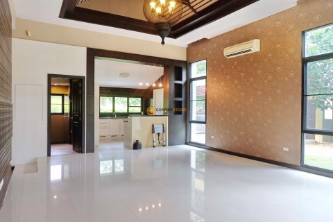 Estudio en Pattaya, Tailandia № 100344 - foto 3